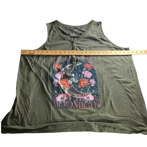 Torrid Womens Graphic Tank Top Size 4 Green Wander By The Moonlight Classic Fit - Picture 8 of 11